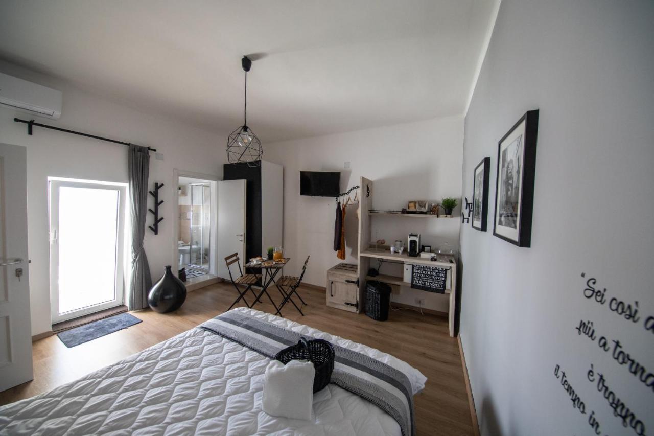 Pietrachiara Bed & Breakfast Turi Bagian luar foto